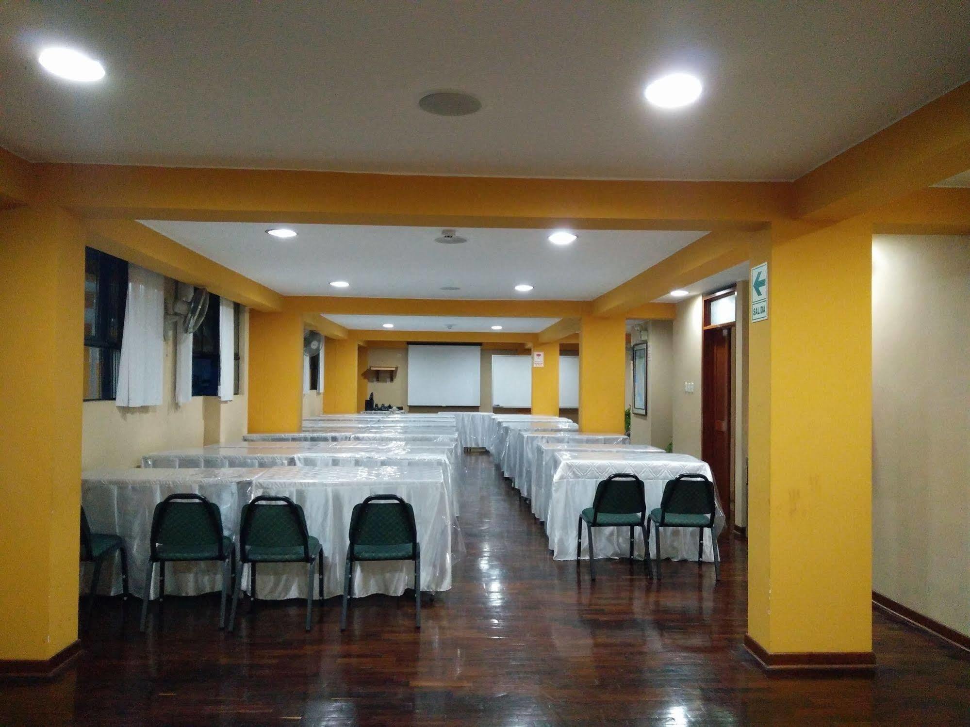Hotel Panamericano Lima Zewnętrze zdjęcie